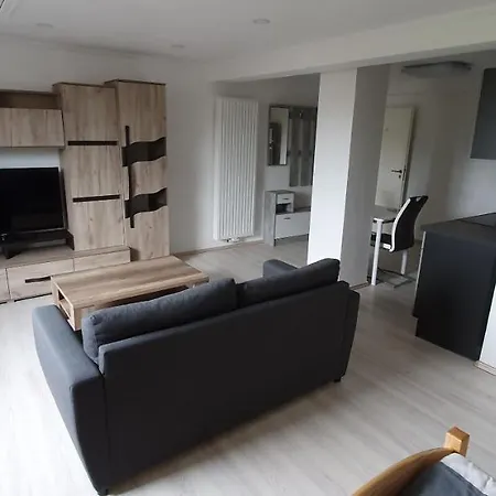 Apartamento 3 *